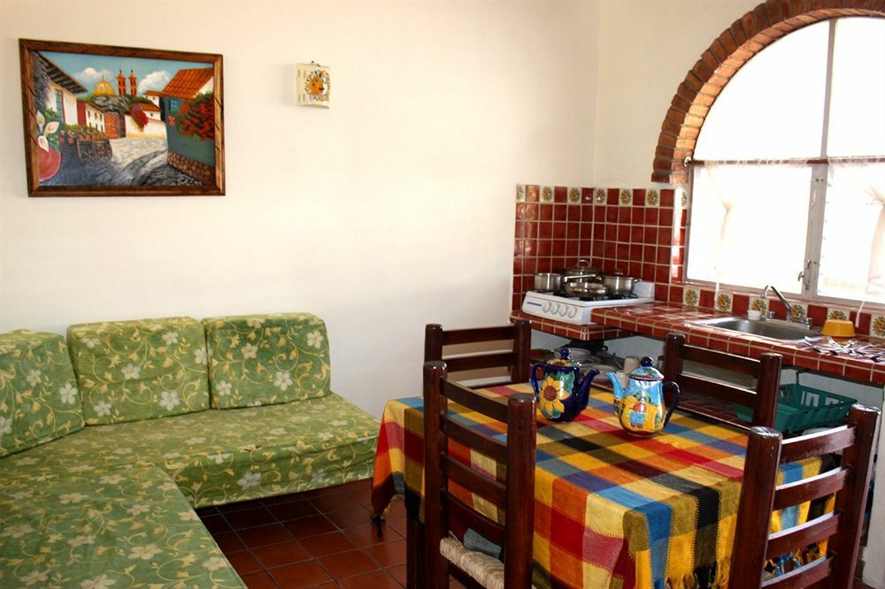 Bungalows El Delfin Rincon de Guayabitos Kültér fotó